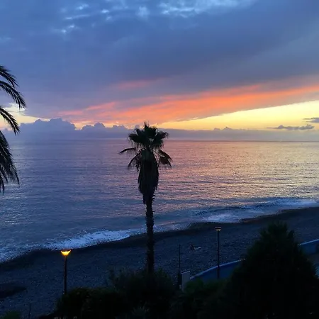 Atlantic Gardens - Atlanticgardensbeach Com Апартаменты